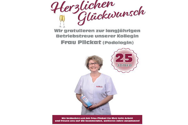 Mitarbeiterjubiläum: 25 Jahre lang treue Mitarbeiterin der Sporthopädie Rosenbach GmbH in Koblenz